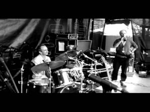 La Chèvre Rouge - Couché tard, levé matin