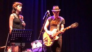 Champagne pour Higelin "Ballade pour Izia"